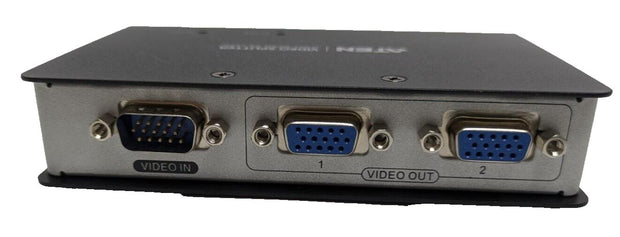 New Aten VS82A 2/4-Port VGA Video Splitter, 1920x1440 High Def, Complete