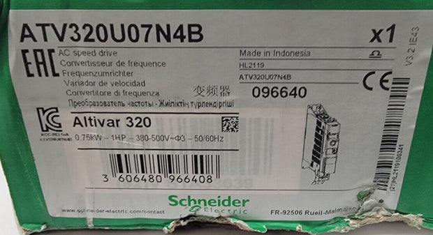 New Schneider Electric Altivar 320 ATV320U07N4B 0.75kW-1HP Variable Speed Drive