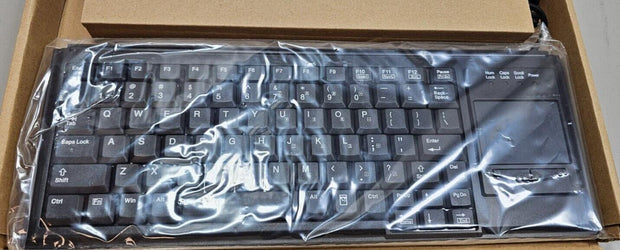 New TG3 82-Key QWERTY Keyboard, Built in Mousepad, USB, Black, Retail or Couch!