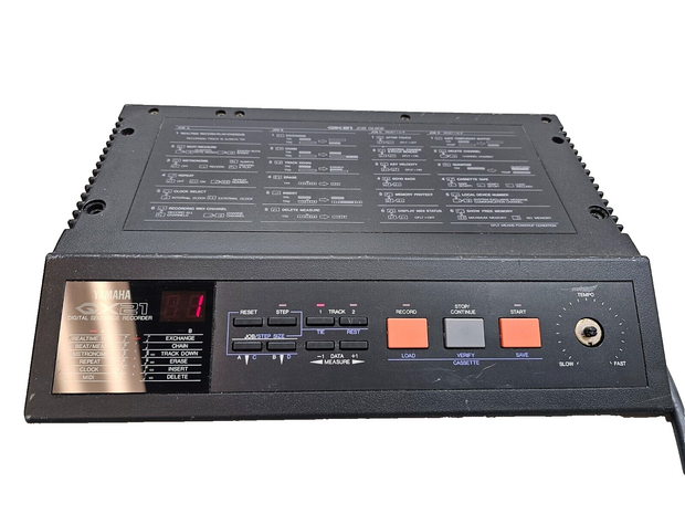 Yamaha QX21 Digital 80s Vintage MIDI Sequencer Recorder